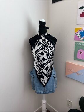 Y2K Bebe Silk Blend Reversible Black & White Halter Scarf Top
